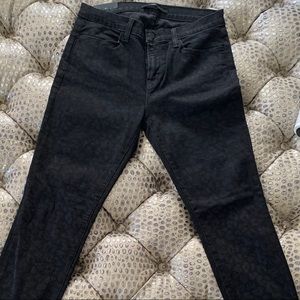 NWT JBrand Photo Ready Blk Leopard Sz. 30